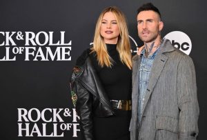 El cantante de Maroon 5 vende su mansión de lujo de California por US$65 millones