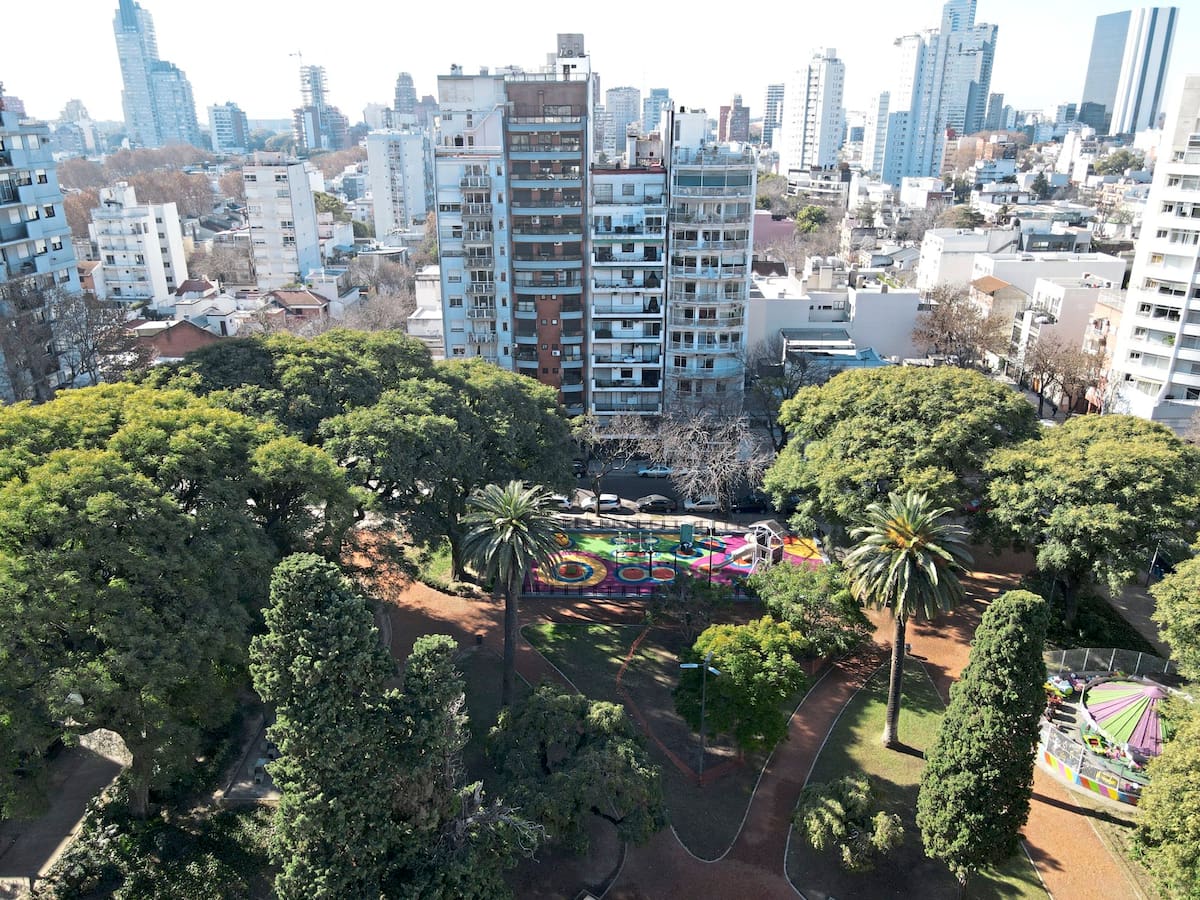 ¿Cuáles son los barrios de Caba dónde más bajó el precio de las propiedades en julio 2025?