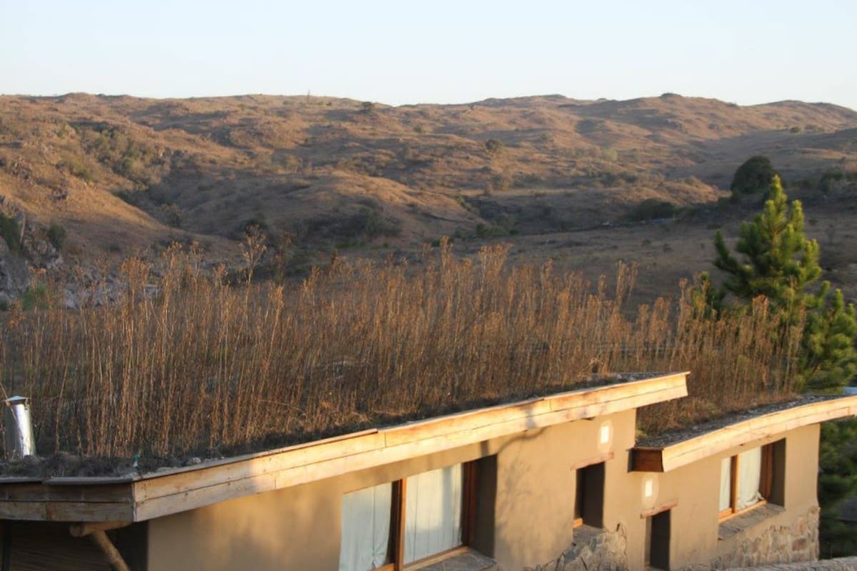 Casas de barro modernas: ¿cuánto cuestan y cómo se construyen?