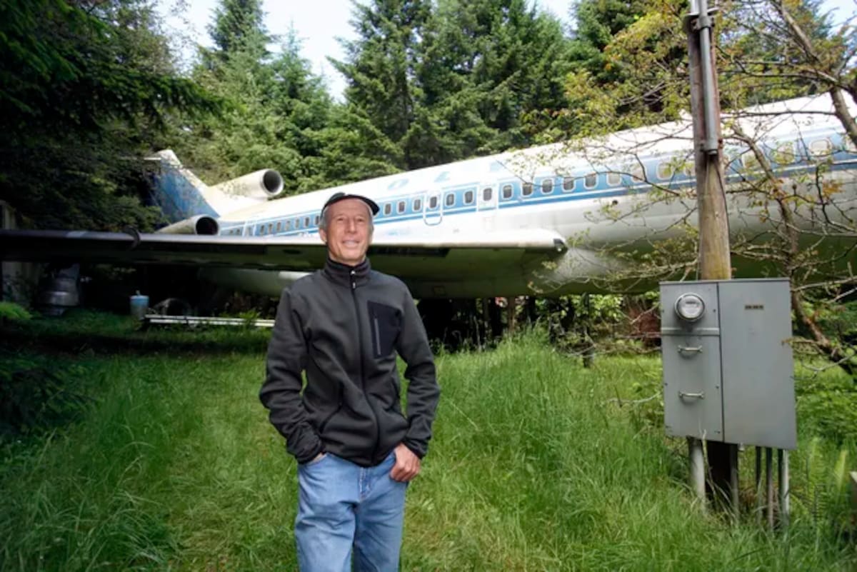 Vive en un avión abandonado y comparte su experiencia para que otros se animen