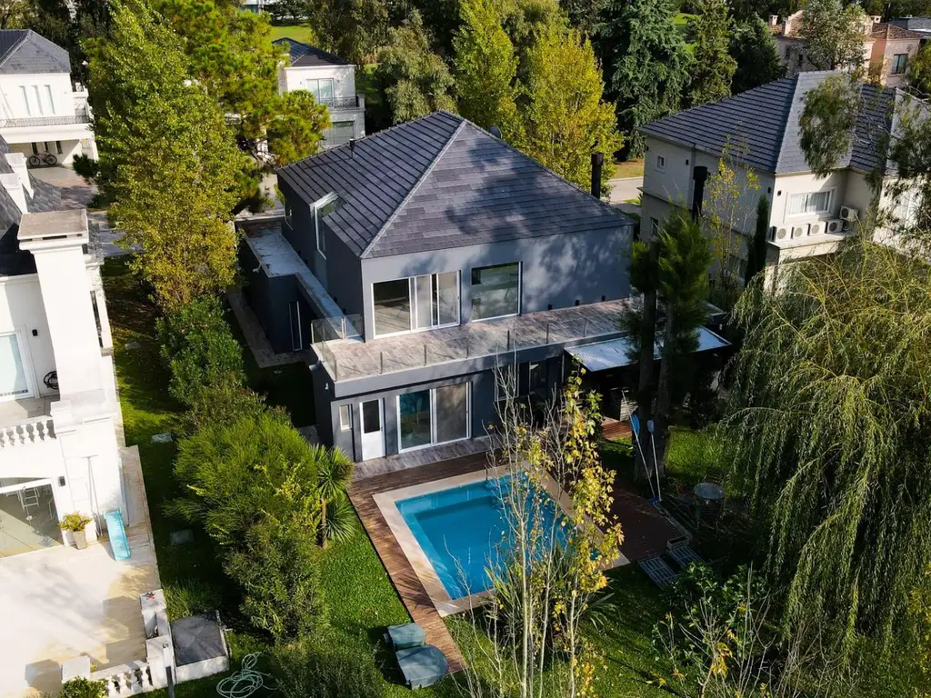 Casa Venta 5 ambientes 9 años, 278m2, 6 cocheras, Ruta 58 Km 4640, Canning, Buenos Aires