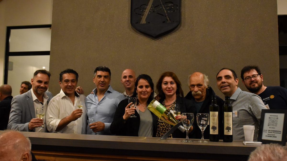 El Rotary Club de Canning realizó una cata de vinos a beneficio de instituciones educativas