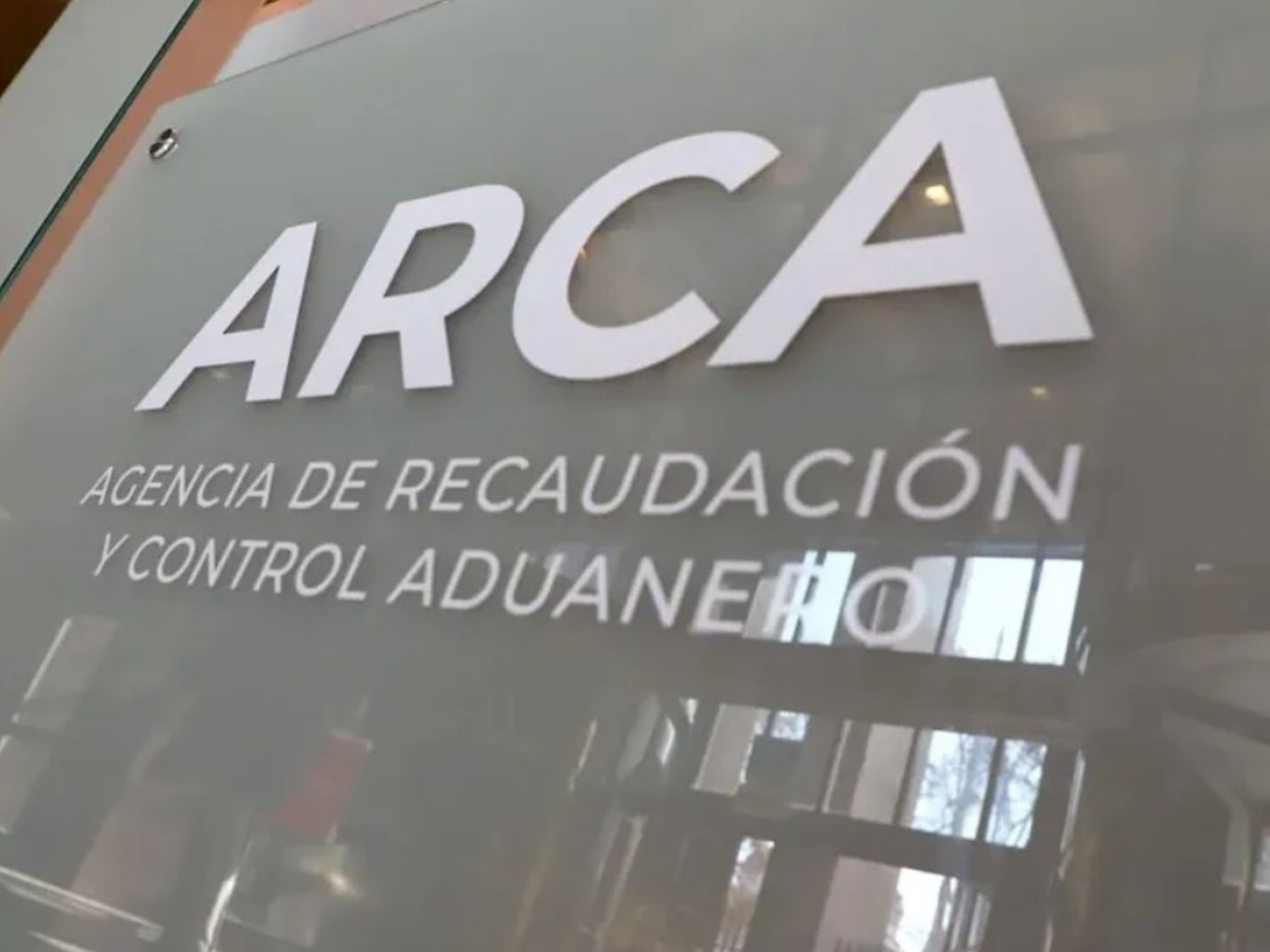Denuncia de ARCA: allanan 32 propiedades en Canning por evasión impositiva agravada y posible lavado de activos 1 Denuncia de ARCA: allanan 32 propiedades en Canning por evasión impositiva agravada y posible lavado de activos