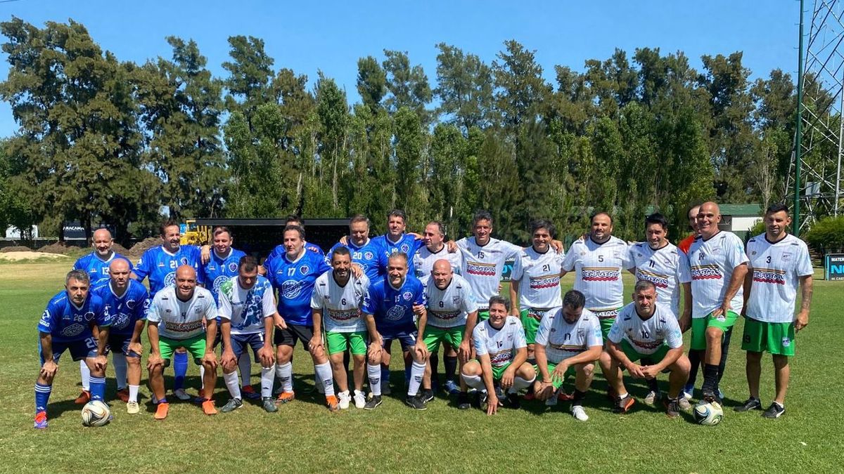 Siguen los amistosos en Adues Sport: Saint Thomas Oeste venció a Echeverría del Lago 1 Siguen los amistosos en Adues Sport: Saint Thomas Oeste venció a Echeverría del Lago