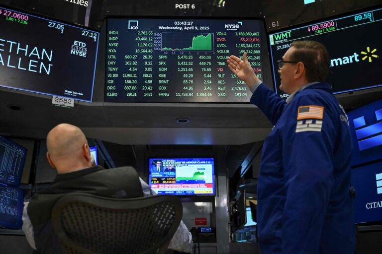 El riesgo país se consolida por debajo de los 500 puntos, el valor más bajo en más de siete años