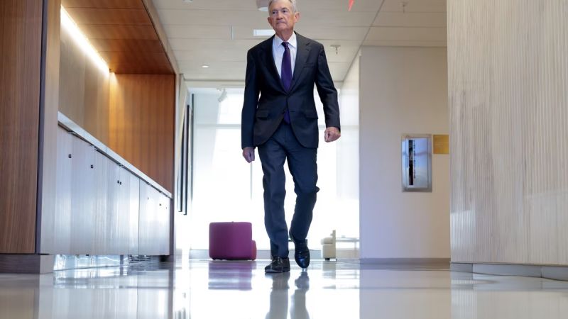 Powell y la Fed podrían desafiar a Trump al mantener estables las tasas hoy 1 Powell y la Fed podrían desafiar a Trump al mantener estables las tasas hoy