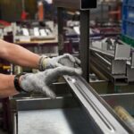 Importaciones, costos y competitividad: qué mira la industria argentina tras el cruce Milei–Rocca