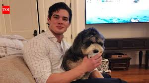 <html>
<head> <title>Kick y su Programa de Incentivos: Transformando la Vida de los Creadores</title>
</head>
<body> <h2>El Éxito de Clavicular y el Programa de Incentivos de Kick</h2>
<p>Recientemente, la plataforma de streaming Kick ha ganado notoriedad, gracias a su innovador programa de incentivos para creadores. Según un artículo de Times of India, este programa ha permitido que creadores como Clavicular obtengan pagos extraordinarios, destacándose en el mes de enero por sus resultados económicos sin precedentes.</p> <h2>¿Cuánto Gana Clavicular a Través de Kick?</h2>
<p>En un análisis realizado por WIN.gg, se revela el sorprendente ingreso de Clavicular gracias al Kick Creator Incentive Program (KCIP). Los resultados son asombrosos y reflejan cómo el programa de Kick está transformando la vida de los creadores de contenido en la plataforma.</p> <h2>La Conversación sobre Rivalidades y Éxitos en el Mundo del Streaming</h2>
<p>En una reciente charla en Yahoo, Robbie G.K. y Nadine Bhabha discutieron sobre la creciente popularidad de Hudson Williams y Connor Storrie, quienes forman parte de la "Rivalidad Calentada". Este fenómeno está relacionado con el auge de plataformas como Kick, que están remodelando el panorama del streaming y brindando nuevas oportunidades a artistas emergentes.</p> <h2>Conclusión</h2>
<p>Kick está revolucionando la forma en que los creadores de contenido generan ingresos y se conectan con sus audiencias. Con programas como el KCIP, se espera que más creadores se sumen a esta plataforma, marcando una nueva era en el mundo del streaming.</p> </body>
</html> 2 kick