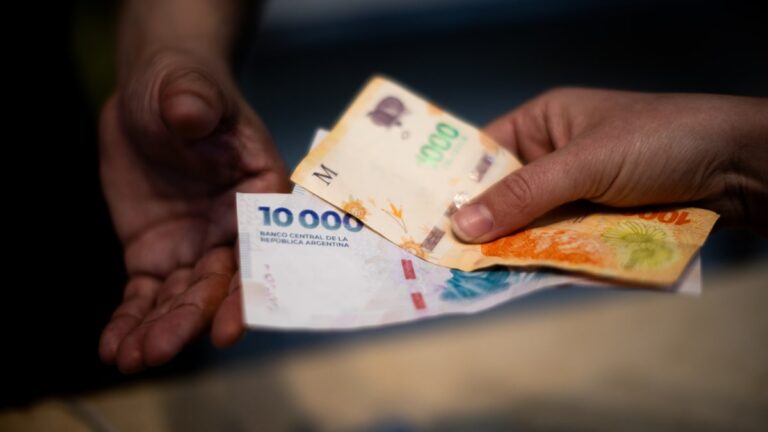 Impacto de la absorción de ARS$2 billones por el Tesoro en las tasas de interés en Argentina 3 Qué puede pasar con las tasas de interés en Argentina cuando el Tesoro absorba ARS$2 billones