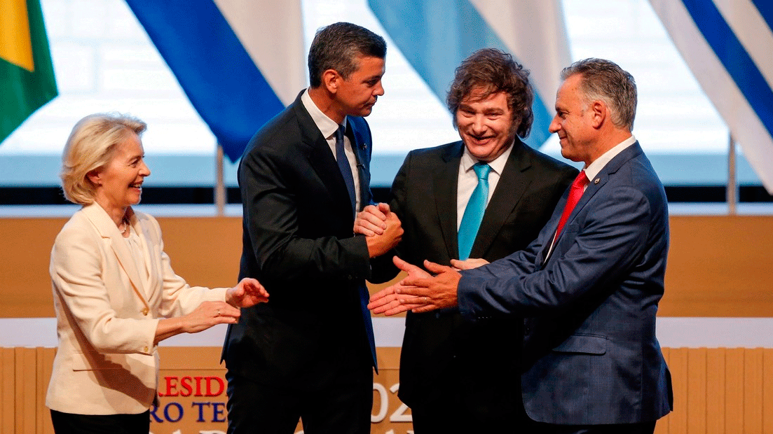 Para abrir la economía, es necesario salir del Mercosur 1 Para abrir la economía, es necesario salir del Mercosur