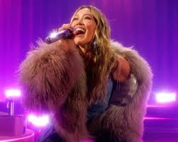 <h1>Hilary Duff Regresa a los Escenarios Tras 18 Años en un Concierto Emotivo en Londres</h1> 4 hilary duff