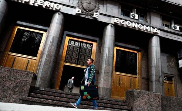El Gobierno renovó un 60% de los bonos dólar linked que vencían a fin de enero