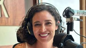 <h1>Julia Mengolini aclara rumores sobre sus vacaciones en Punta del Este</h1> 6 julia mengolini