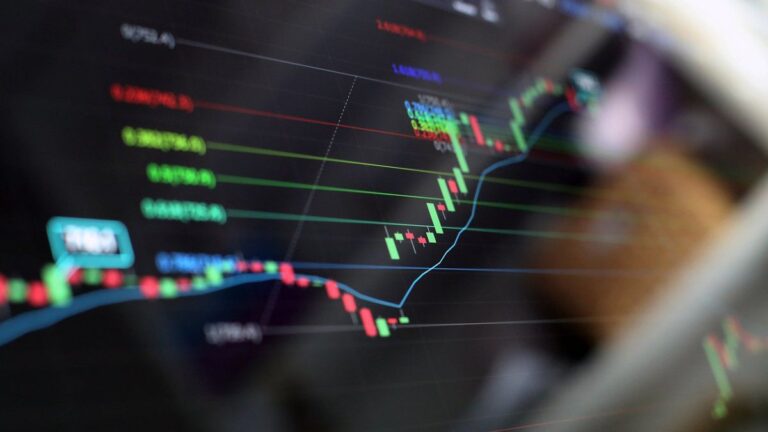 Los bonos en dólares suben y el mercado espera que el riesgo país toque un nuevo mínimo