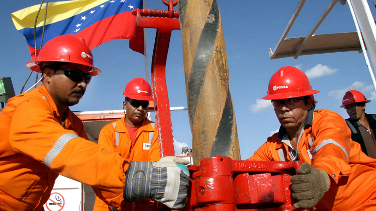 Proveedores locales del petróleo y gas en doble alerta: a la importación china se suma la salida masiva de venezolanos