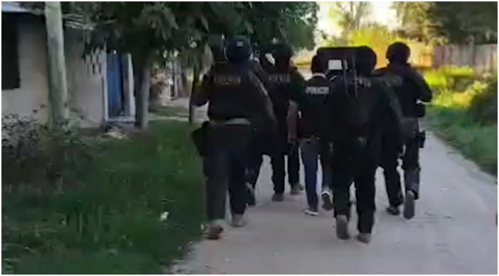 Golpe al robo de motos en Canning: dos detenidos tras un seguimiento por cámaras de seguridad