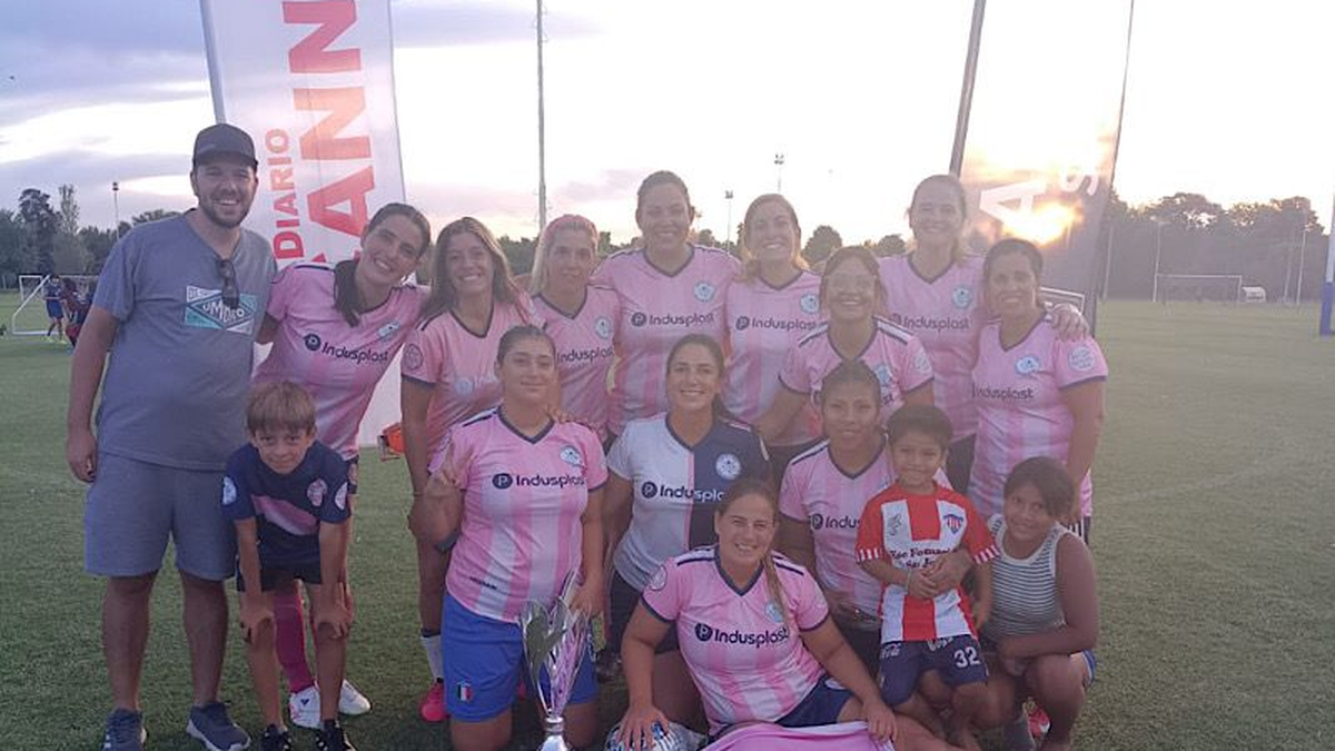 ADUES Sport: Horizontes al Sur “Pinkys” se quedó con el cuadrangular de Queen 1 ADUES Sport: Horizontes al Sur “Pinkys” se quedó con el cuadrangular de Queen