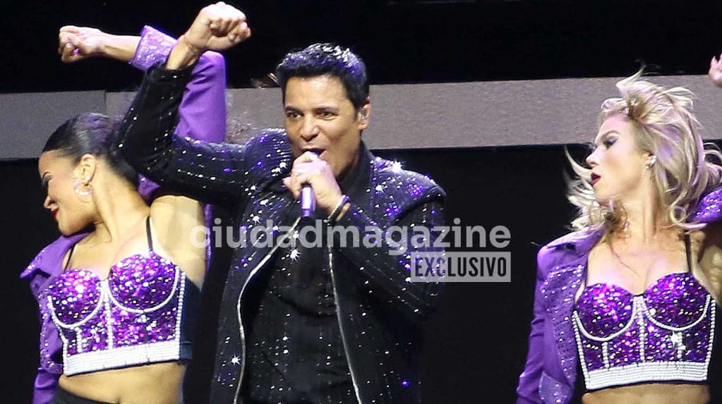 Chayanne deslumbra en su primer show en Buenos Aires y emociona a sus fans con impactantes fotos