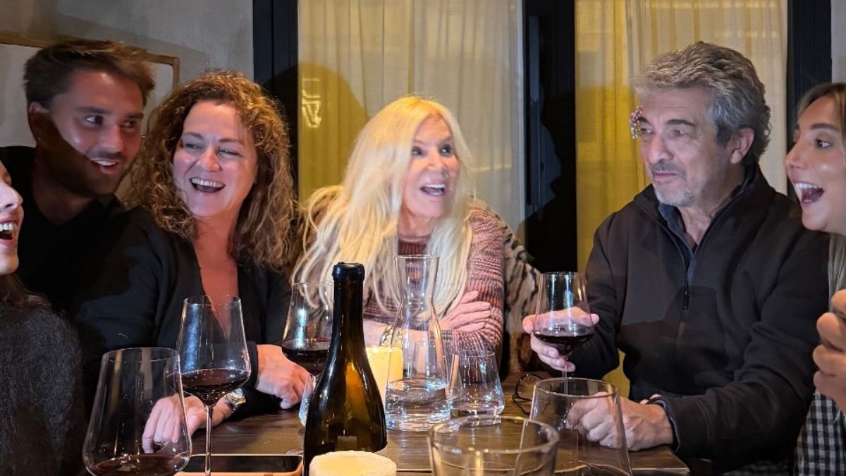 Cumpleaños 82 de Susana Giménez en Madrid: Torta, velas y afectos 1 Cumpleaños 82 de Susana Giménez en Madrid: Torta, velas y afectos