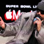 Con Bad Bunny como máximo protagonista: todos los detalles del espectáculo de medio tiempo del Super Bowl LX