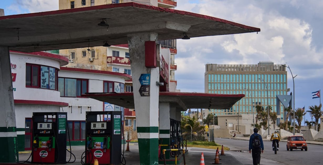 Cuba limita turismo y servicios públicos por crisis energética y sanciones de EE.UU.