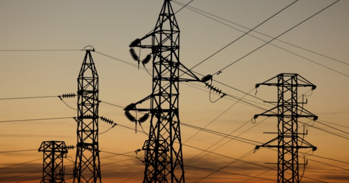 El sector eléctrico dominicano enfrenta pérdidas del 42.9% en energía adquirida