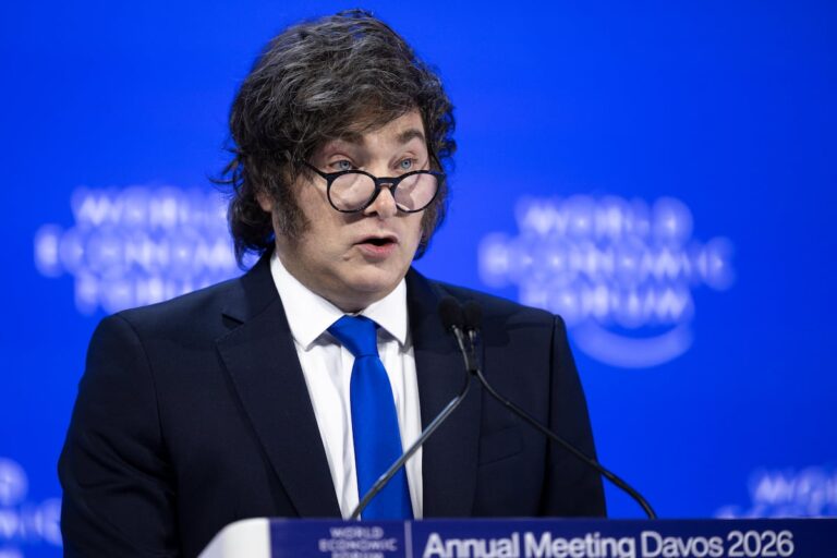 La inflación mensual en Argentina se acelera por quinto mes consecutivo