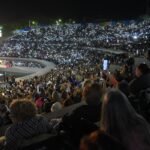 Dos noches privadas en Vendimia: el Gobierno destaca ahorro millonario, pero cede la taquilla