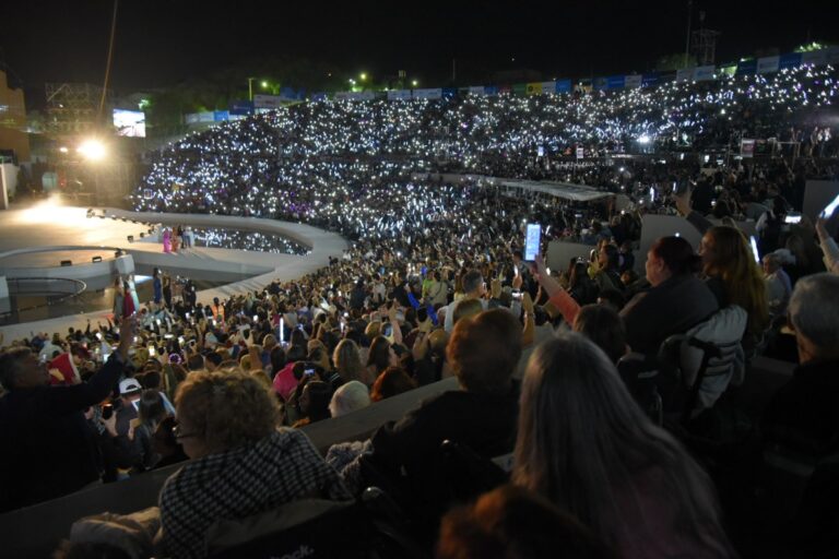 Dos noches privadas en Vendimia: el Gobierno destaca ahorro millonario, pero cede la taquilla