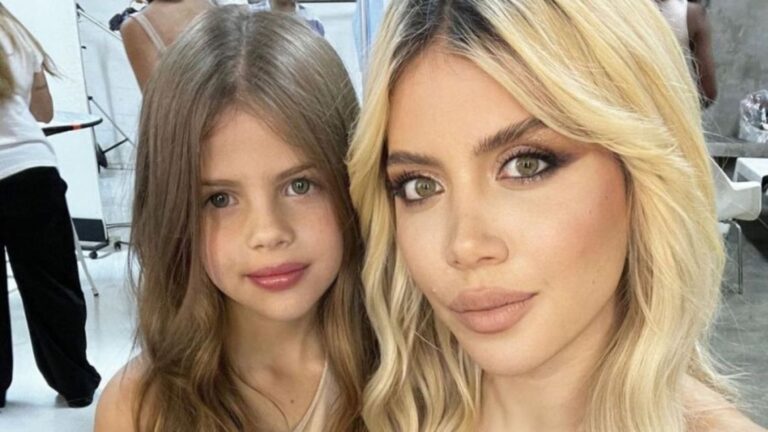 El lujoso cumpleaños de Francesca Icardi en Nordelta: fiesta coquette chic con pavlovas y espuma en la pileta 3 El lujoso cumpleaños de Francesca Icardi en Nordelta: fiesta coquette chic, pavlovas corazón y espuma en la pileta