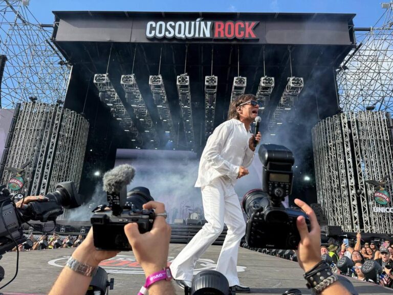 De Abel Pintos a Levinton: postales épicas de la apertura del Cosquín Rock 2026