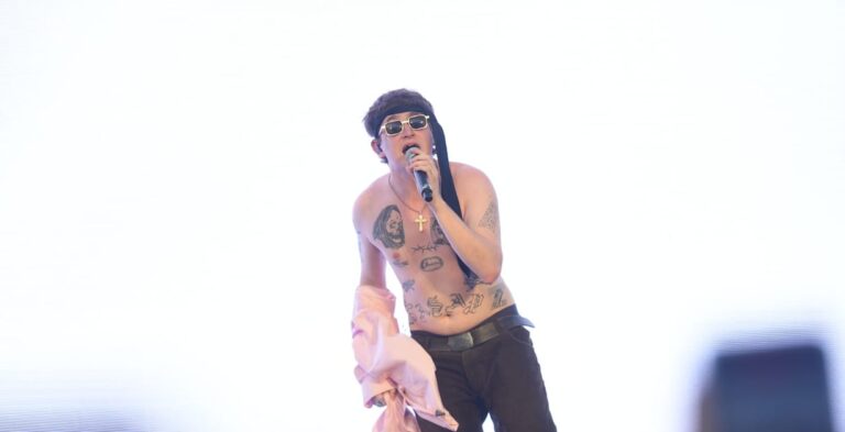 Cosquín Rock 2026: Día 1 con crossovers inesperados, pop y la presencia internacional de Franz Ferdinand 4 Cosquín Rock 2026, día 1: crossovers inesperados, mucho pop y el lujo internacional con Franz Ferdinand