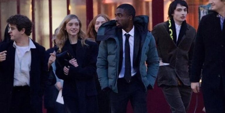 El elenco de Stranger Things, reunido para la boda de Maya Hawke