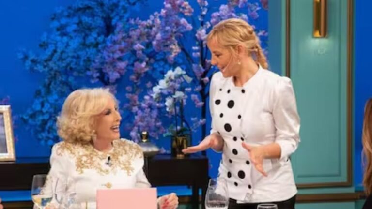 La sorpresa de Jimena Monteverde a Mirtha Legrand en su programa de televisión 6 La sorpresa de Jimena Monteverde a Mirtha Legrand durante la grabación de su programa