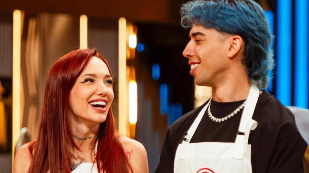 La Joaqui sorprende con torta extravagante para el cumpleaños de Luck Ra y causa furor en redes sociales 1 La Joaqui sorprende con torta extravagante para el cumpleaños de Luck Ra y causa furor en redes sociales