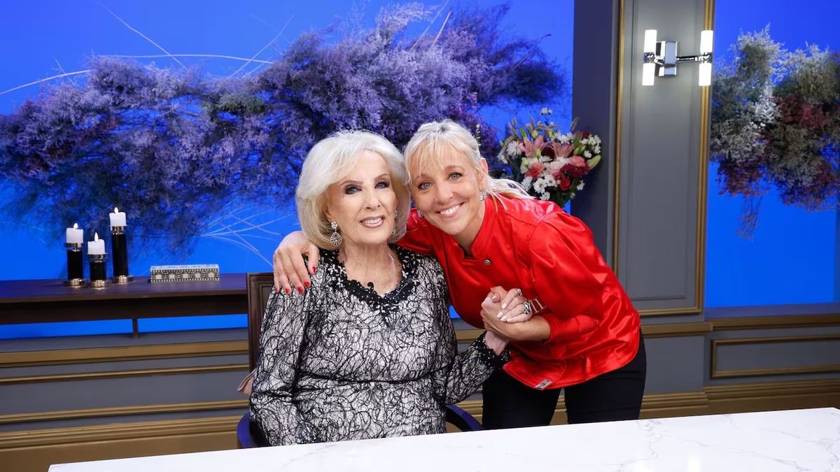 Emoción en La Noche de Mirtha: Jimena Monteverde sorprende a Mirtha Legrand y revela su futuro