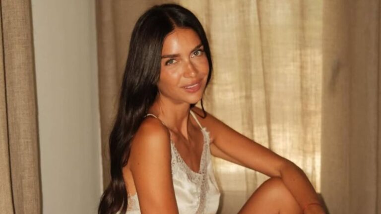 Adiós a las mamparas de baño: Zaira Nara impulsa la nueva tendencia de decoración 2026 3 Adiós a las mamparas de baño: Zaira Nara se suma a la nueva tendencia de decoración que vuelve en 2026
