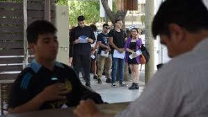 <h1>Desempleo en Santa Rosa-Toay: Análisis de la Tasa del 5% y su Impacto Económico</h1> 4 diario textual