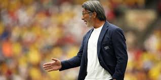<h1>Murat Yakin: El Entrenador Suizo que Brilla en el Mundial 2026 con su Estilo Único</h1> 4 murat yakin